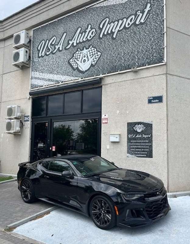 Negro Usado 2018 Chevrolet Camaro ZL1 Coupe | 77.800 € - Imagen 1/4