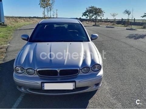 Usado Jaguar X-type Executive 130 CV (95 kW) 2004 Gris / plata Berlina