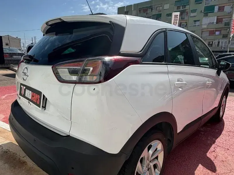 Usado Opel Crossland X Selective 130 CV (95 kW) 2018 Blanco SUV