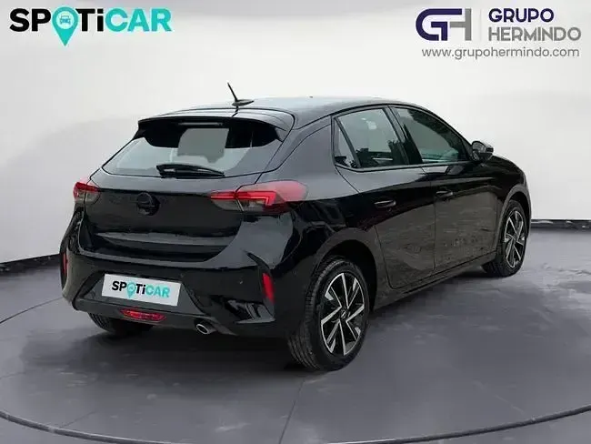 Usado Opel Corsa 100 CV (73 kW) 2024 Negro Utilitario