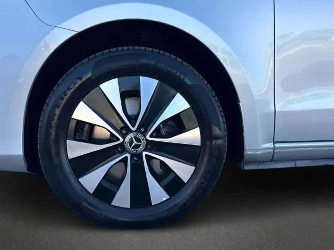 Usado Mercedes V250 190 CV (139 kW) 2023 Monovolumen