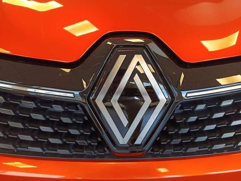 Occasion Renault Clio V Techno 143 ch (105 kW) 2024 Orange Citadine