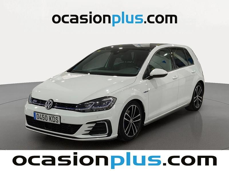 Blanco Usado 2017 VW Golf VII GTE Utilitario | 19.436 € (Caro) - Imagen 1/4