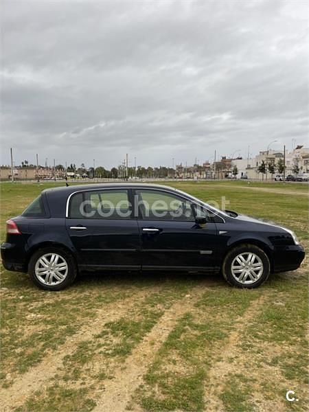 Usado Renault Vel Satis 150 CV (110 kW) 2005 Azul Utilitario