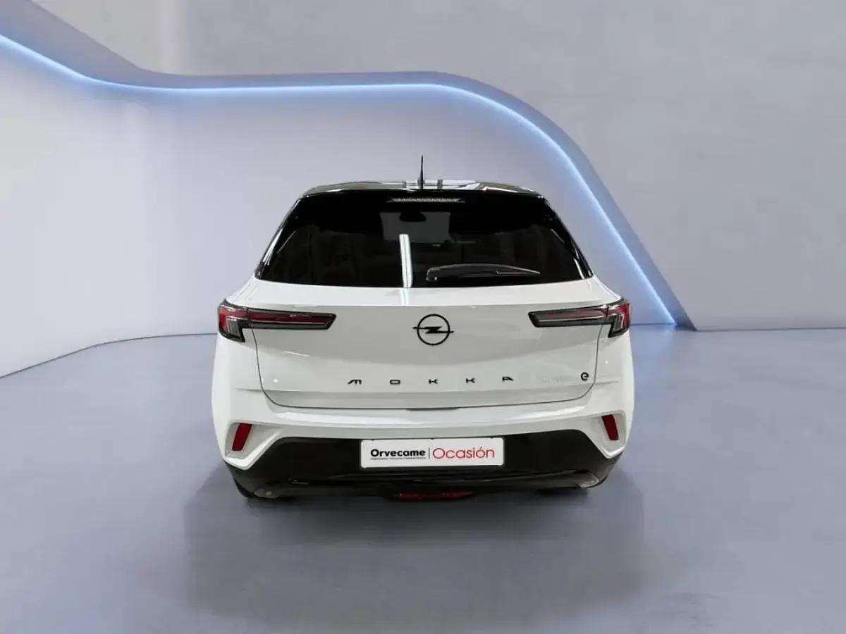 Usado Opel Mokka-e GS Line 100 kW (136 CV) 2022 Blanco SUV
