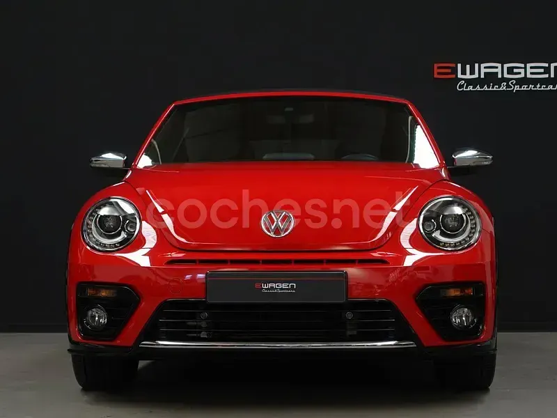 Usado VW Beetle R-line 150 CV (110 kW) 2018 Rojo Utilitario