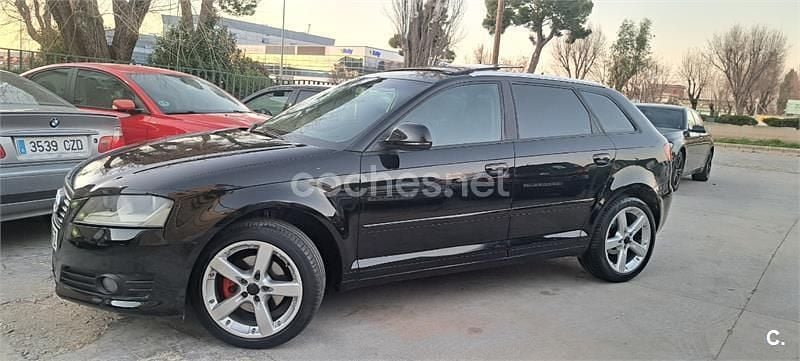 Usado Audi A3 Attraction 140 CV (102 kW) 2009 Negro Utilitario