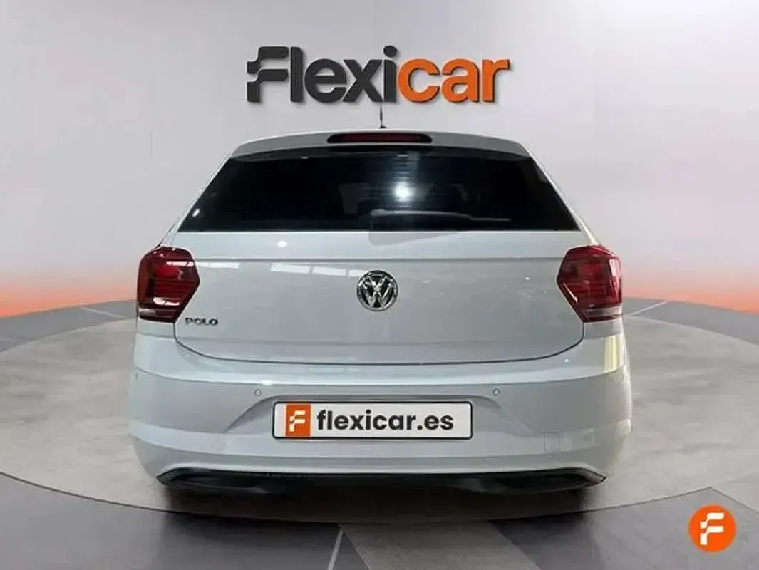 Usado VW Polo Advance 95 CV (69 kW) 2019 Blanco Utilitario