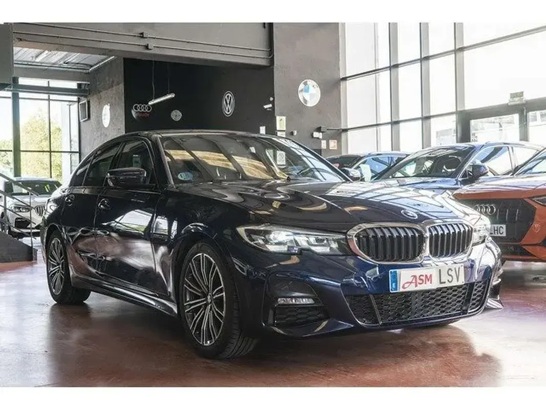 Usado BMW 318 Shadowline 150 CV (110 kW) 2021 Azul Berlina