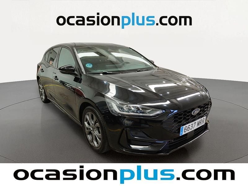 Usado Ford Focus ST-Line 155 CV (114 kW) 2024 Negro Utilitario