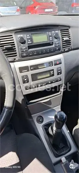 Usado Toyota Corolla Terra 116 CV (85 kW) 2005 Gris / plata Berlina