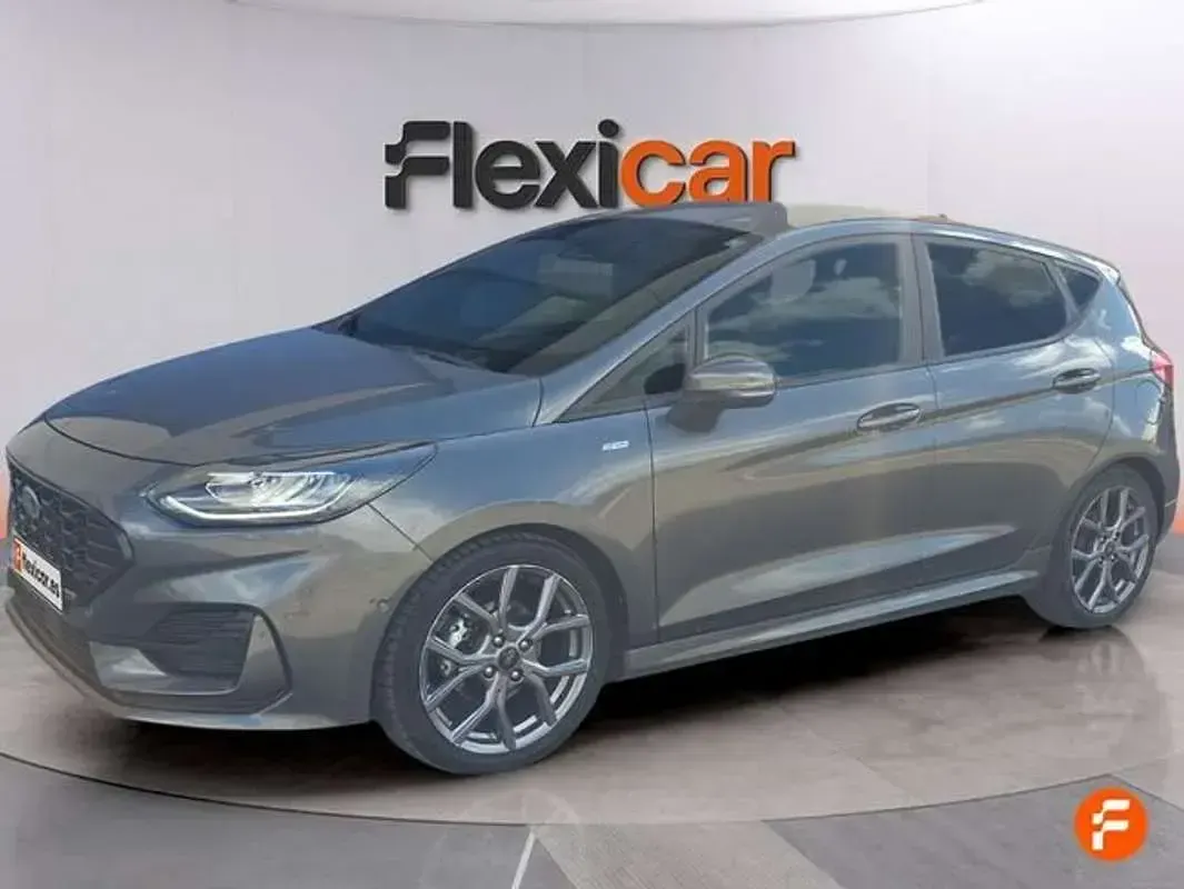 Usado Ford Fiesta ST-Line X 125 CV (91 kW) 2023 Gris Utilitario