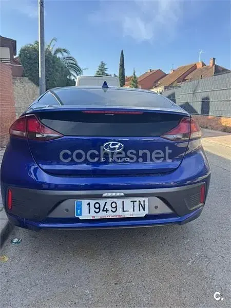 Usado Hyundai Ioniq 141 CV (103 kW) 2021 Azul Utilitario