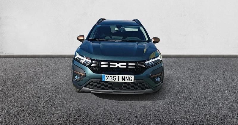 Usado Dacia Jogger Expression 140 CV (102 kW) 2024 Monovolumen