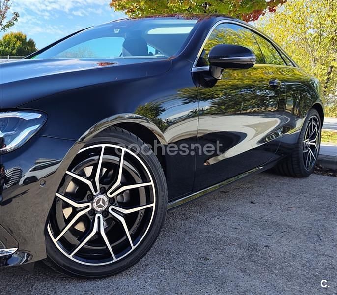 Usado Mercedes E220 194 CV (142 kW) 2021 Negro Coupe