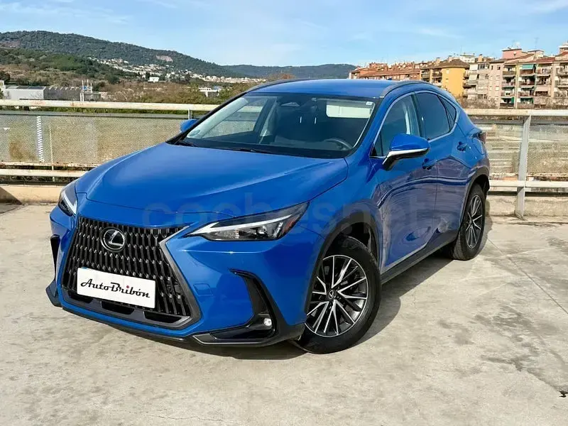 Usado Lexus NX350h Executive Line 242 CV (177 kW) 2024 Azul SUV