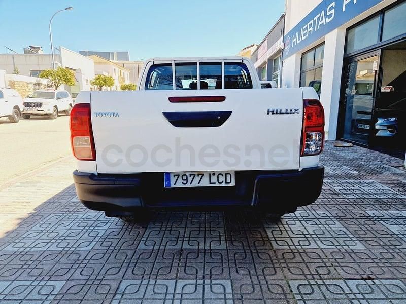 Usado Toyota HiLux 150 CV (110 kW) 2020 Blanco Pickup/Camioneta