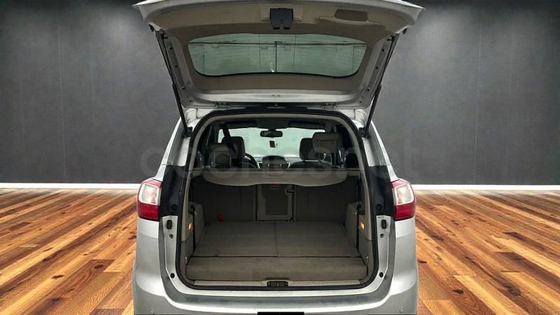 Usado Ford Grand C-Max Titanium 115 CV (84 kW) 2011 Gris / plata Monovolumen