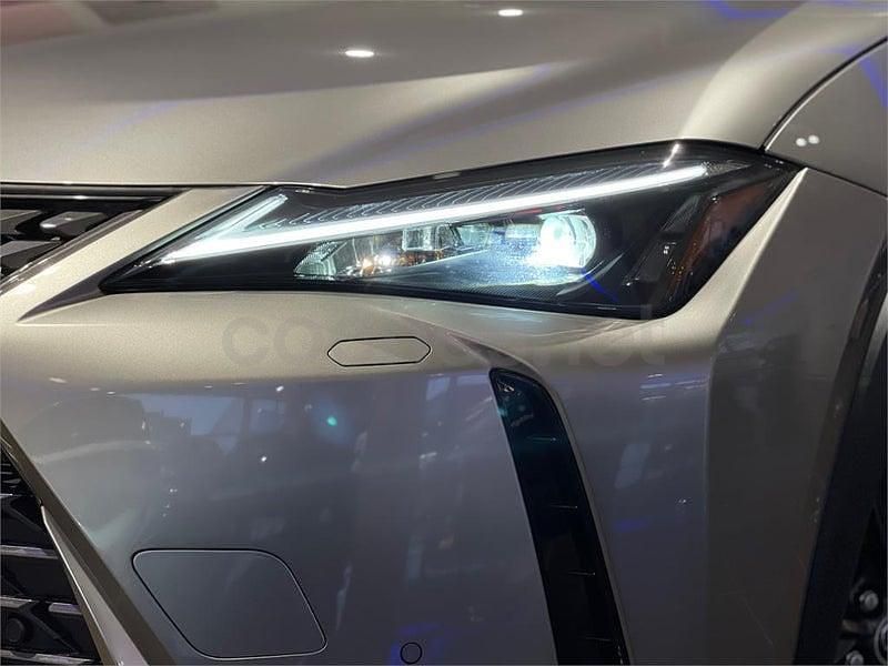 Usado Lexus UX Business Edition 184 CV (135 kW) 2022 Negro SUV