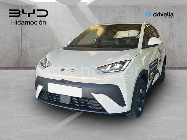 Eléctrico Usado 2025 BYD Dolphin Surf Comfort Utilitario | 25.500 € - Imagen 1/4