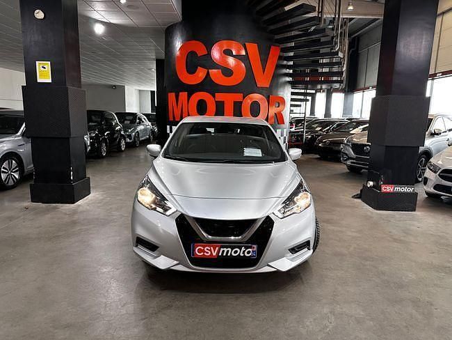 Usado Nissan Micra Tekna 92 CV (67 kW) 2022 Gris Utilitario