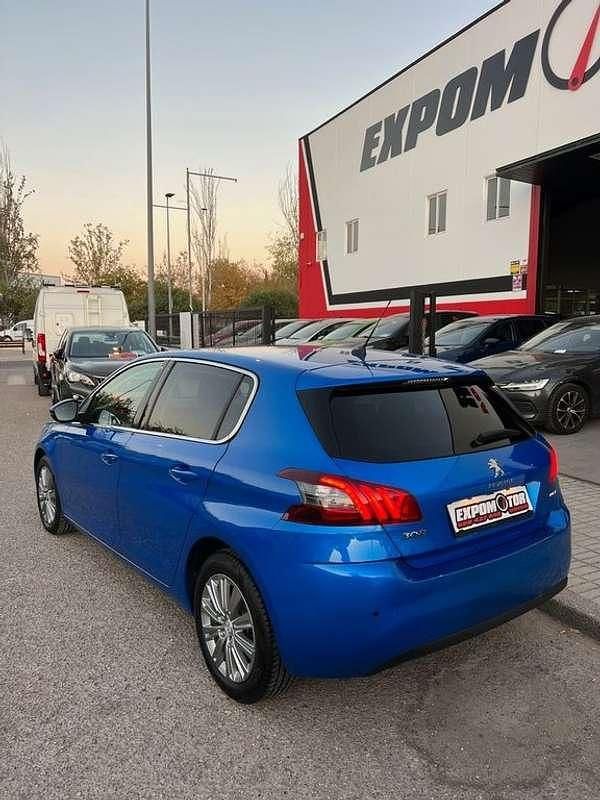 Usado Peugeot 308 Allure 131 CV (96 kW) 2021 Azul Utilitario