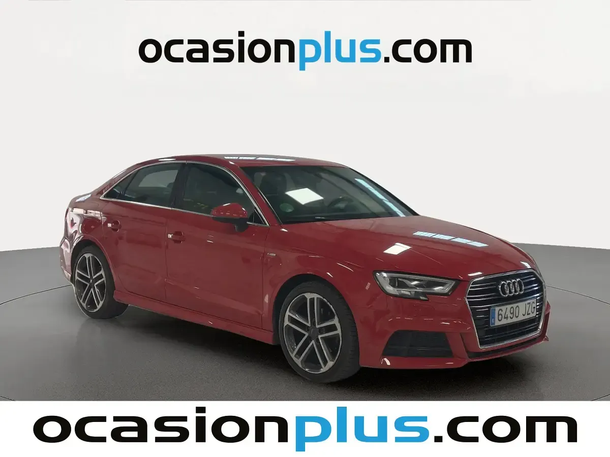 Usado Audi A3 S-Line 116 CV (85 kW) 2017 Rojo Berlina