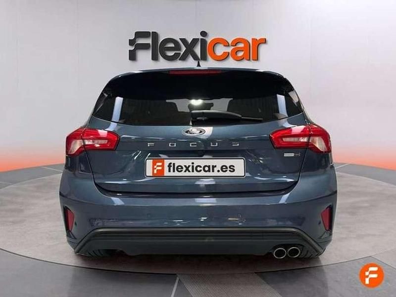 Usado Ford Focus ST-Line 125 CV (91 kW) 2022 Azul Utilitario