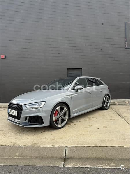 Gris / plata Usado 2018 Audi RS3 Berlina | 37.750 € (Un poco caro) - Imagen 1/4