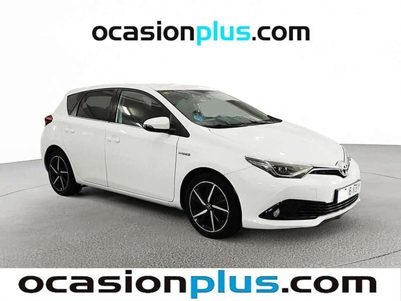 Usado Toyota Auris Hybrid Edition 136 CV (100 kW) 2017 Blanco Utilitario
