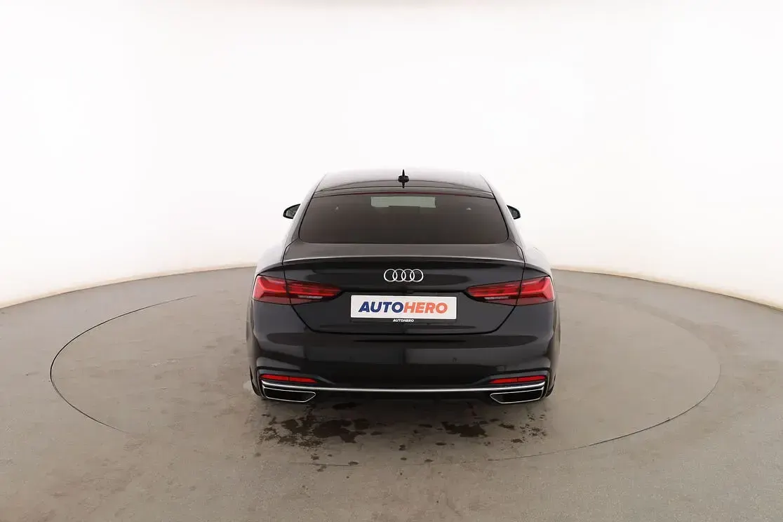 Usado Audi A5 Sportback Advanced 150 CV (110 kW) 2022 Negro Utilitario