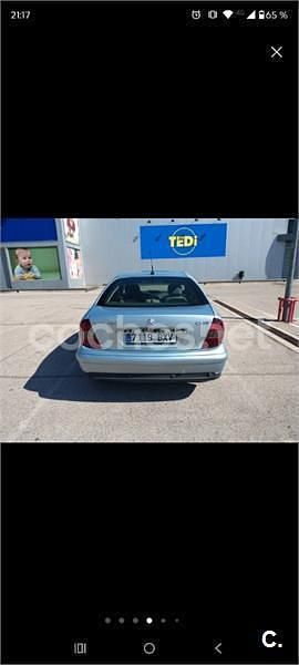 Usado Citroën C5 110 CV (80 kW) 2002 Gris / plata Berlina