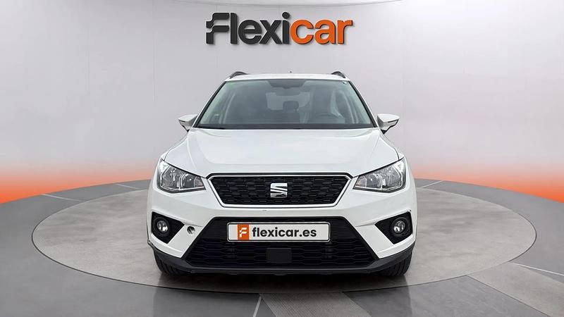 Usado Seat Arona Ecomotive 95 CV (69 kW) 2019 Amarillo SUV