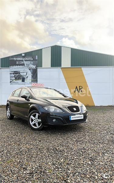 Käytetty Seat Leon Copa 90 HP (66 kW) 2012 Musta Sedan