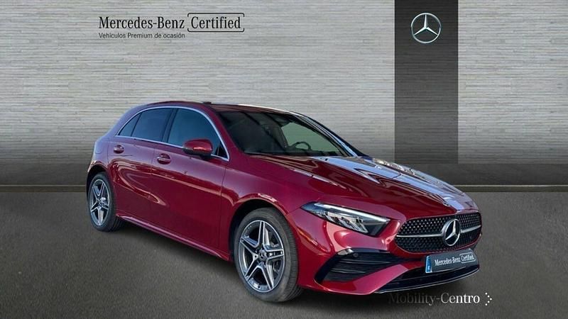 Usado Mercedes A250 217 CV (159 kW) 2024 Manufaktur rojo patagonia metalizado Utilitario