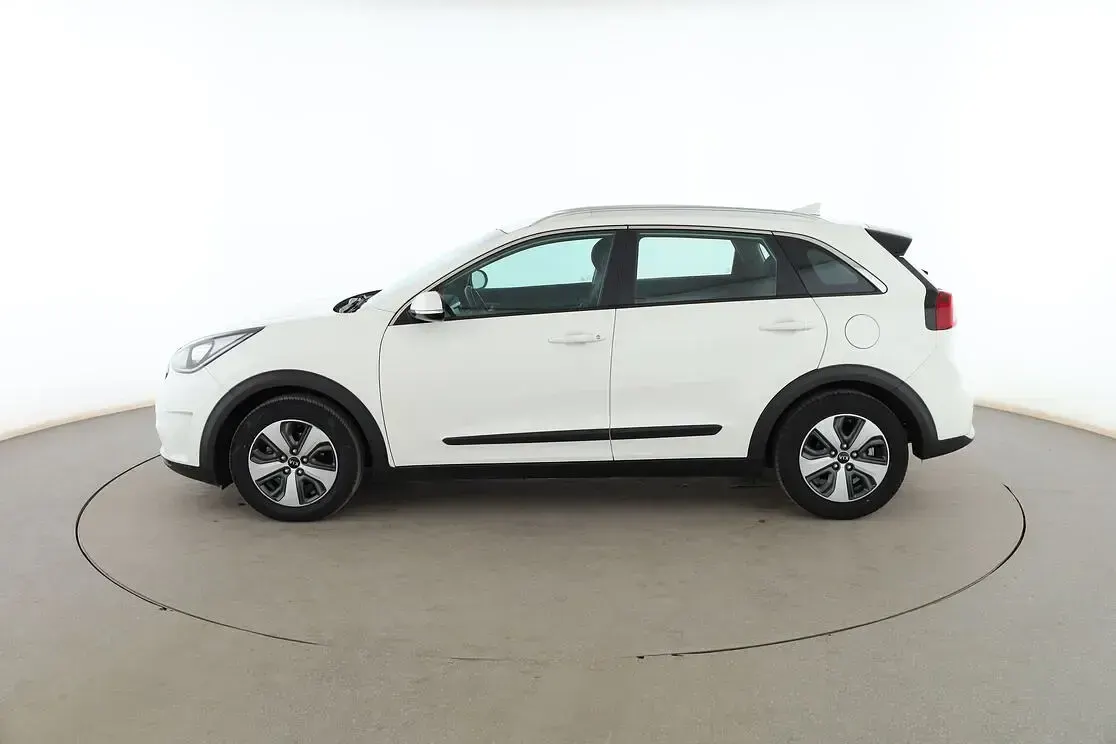 Usado Kia Niro 141 CV (103 kW) 2017 Blanco SUV