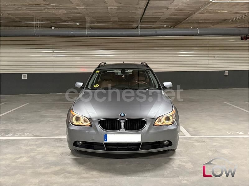Usado BMW 520 163 CV (119 kW) 2006 Gris / plata Familiar