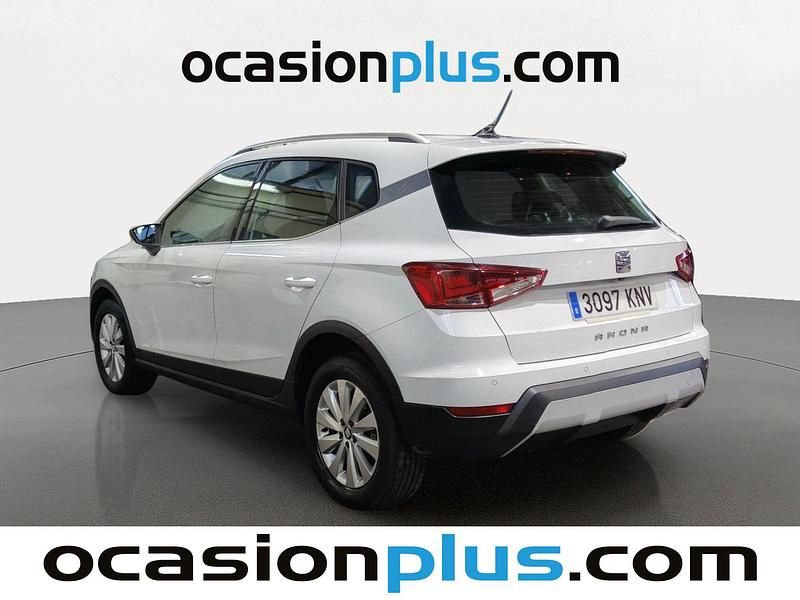 Usado Seat Arona Ecomotive 116 CV (85 kW) 2018 Blanco SUV