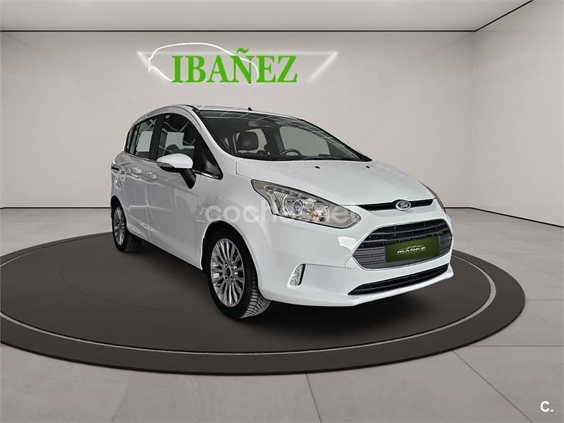 Usado Ford Fiesta 125 CV (91 kW) 2014 Blanco Utilitario