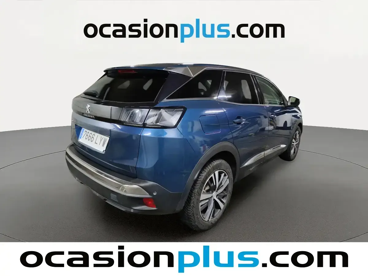 Usado Peugeot 3008 Allure 130 CV (95 kW) 2022 Azul SUV