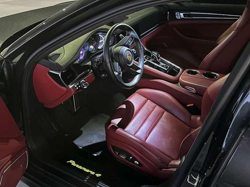 Usado Porsche Panamera 4 462 CV (339 kW) 2021 Gris Berlina