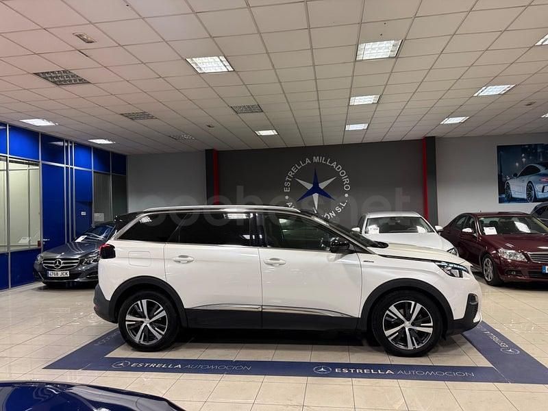 Usado Peugeot 5008 Allure 150 CV (110 kW) 2017 Blanco Monovolumen