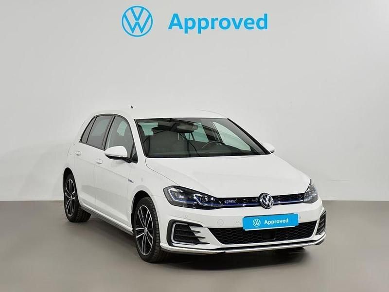Usado VW Golf VII GTE 204 CV (150 kW) 2019 Blanco Berlina