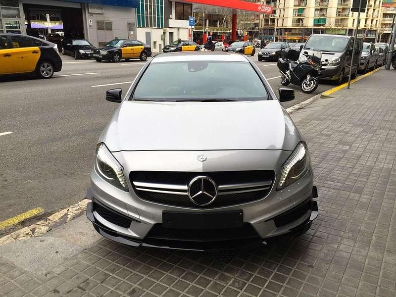 Usado Mercedes A45 AMG AMG Edition 1 360 CV (264 kW) 2014 Plateado Utilitario
