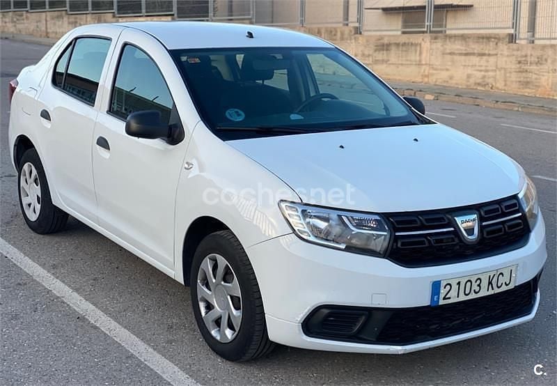 Usado Dacia Logan Ambiance 73 CV (53 kW) 2017 Blanco Berlina