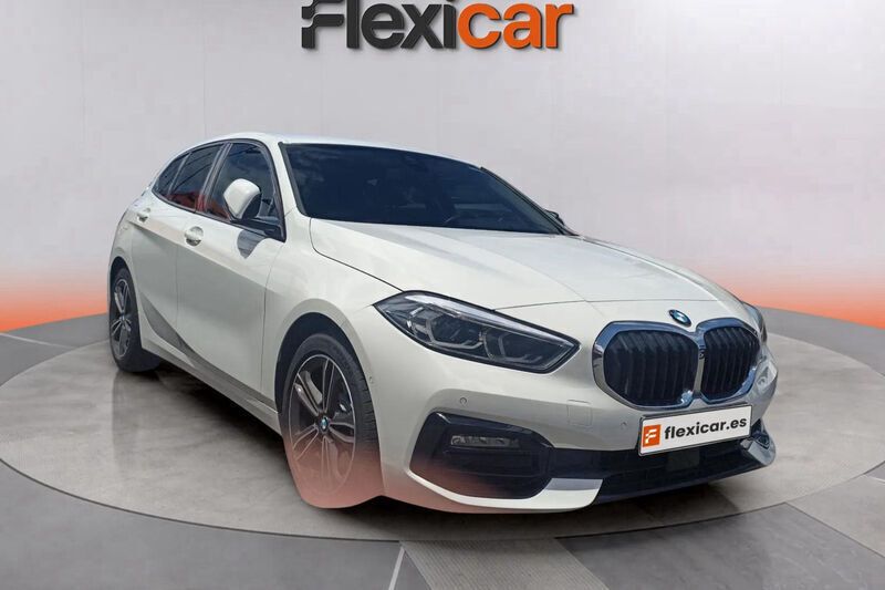 Blanco Usado 2022 BMW 120 Utilitario | 23.490 € (Buen precio) - Imagen 1/4