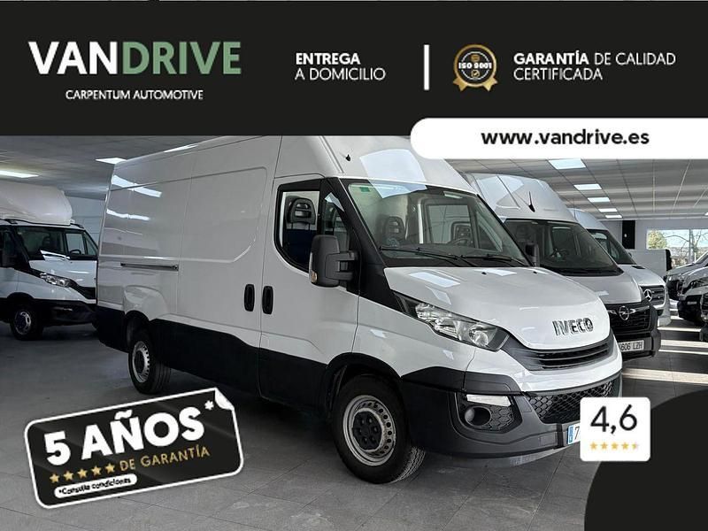 Blanco Usado 2019 Iveco Daily Berlina | 17.800 € (Caro) - Imagen 1/4
