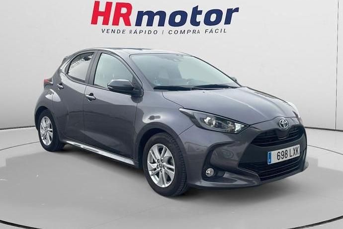 Usado 2022 Toyota Yaris Hybrid Style | 16.100 € (Super precio) - Imagen 1/4