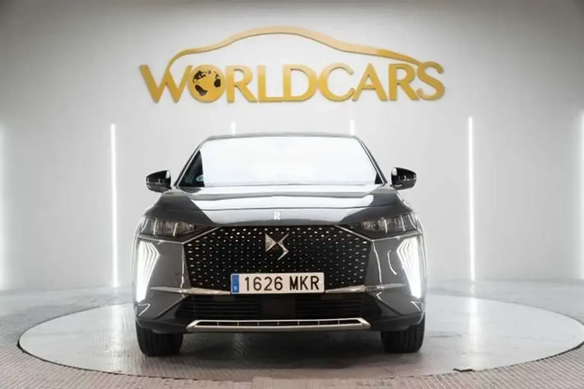 Usado DS Automobiles DS7 Crossback Bastille 129 CV (94 kW) 2023 Gris SUV