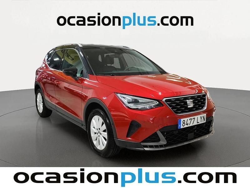 Usado Seat Arona FR 110 CV (80 kW) 2022 Rojo SUV